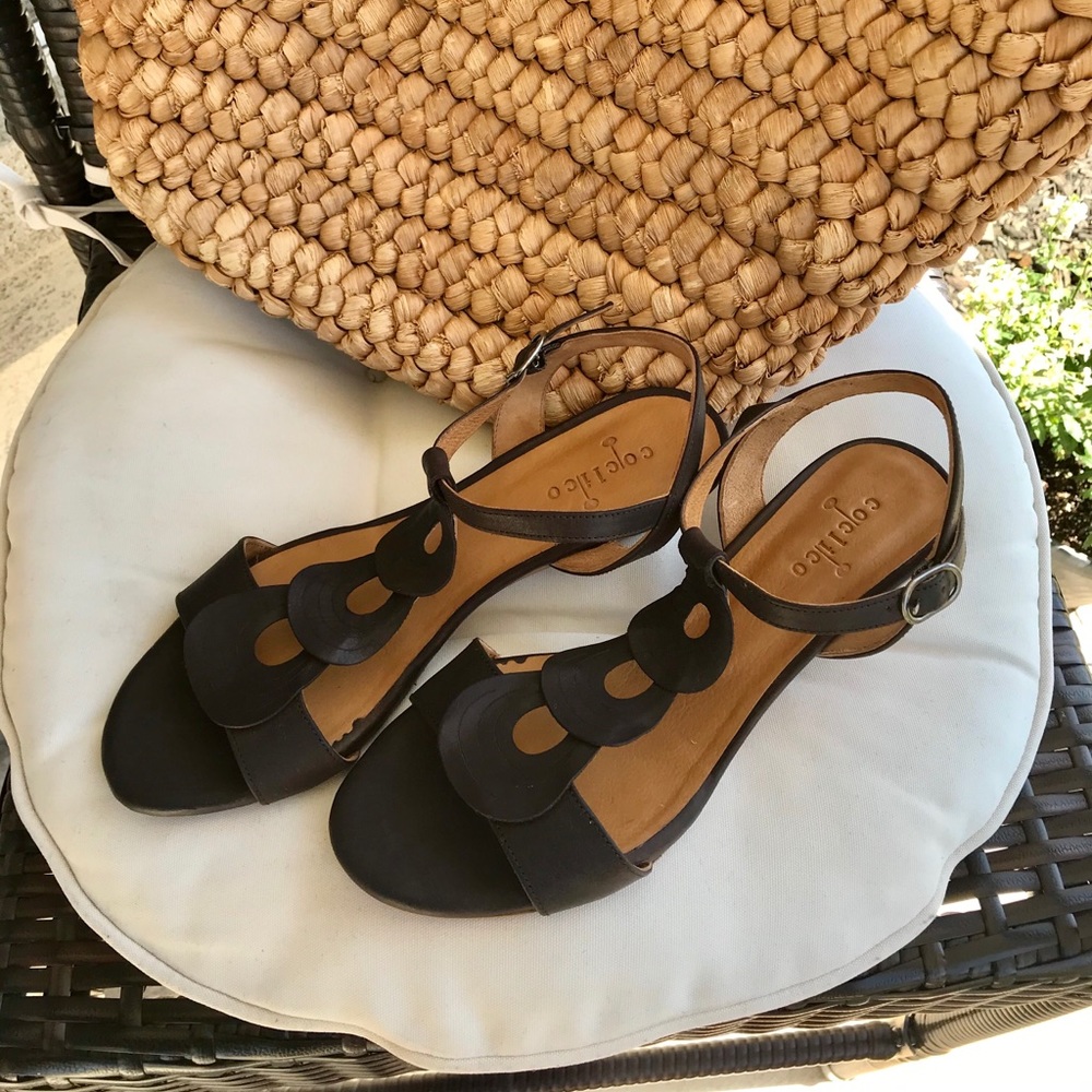 Coclico Coco Brown Leather Sandals